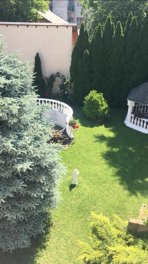 Adam Apartmanhaz Daire Segedin Dış mekan fotoğraf